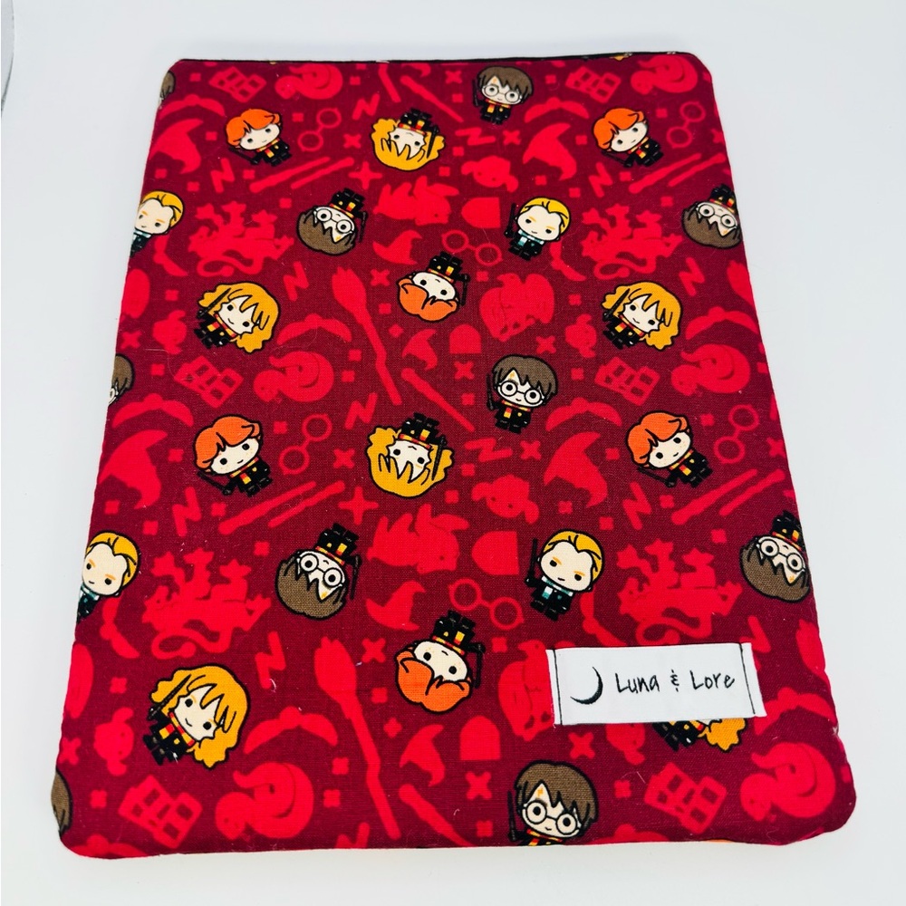 Luna & Lore Harry Potter Padded Tablet/Book Cover
